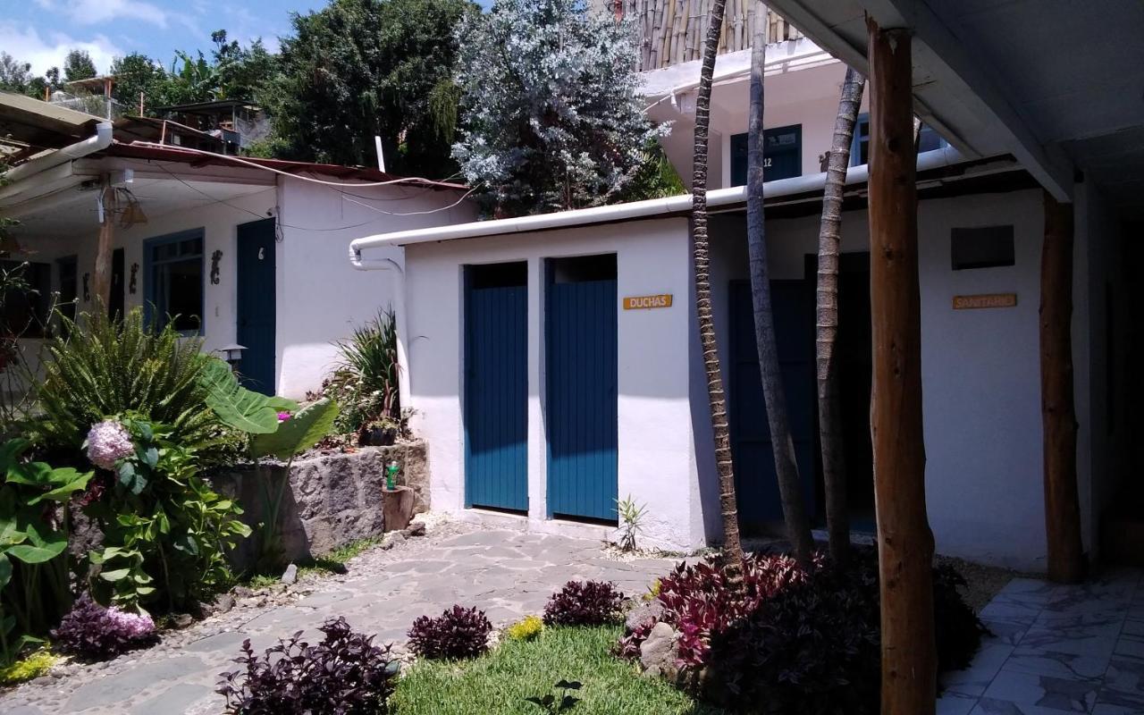 Casa Blanca - San Pedro Hostel *
